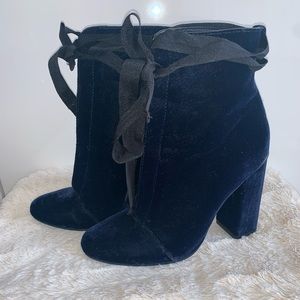 Zara Velet Blue Booties size 35/5